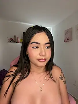 Jenn_Layton
