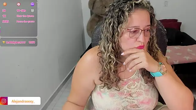 alejandra_milf_