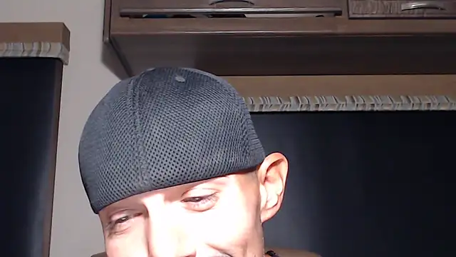 ThickD2C live sex cam