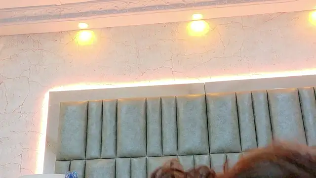 TylaWest live cam preview