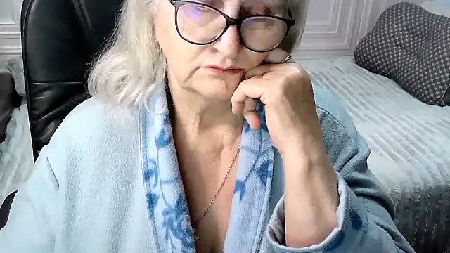 LolkaAlyss live cam preview