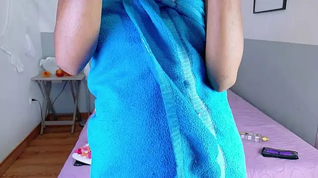 littleebonymommy