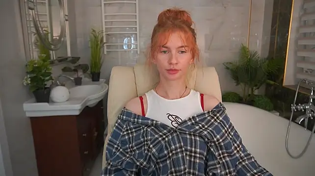 Nicol_Moonn live cam preview