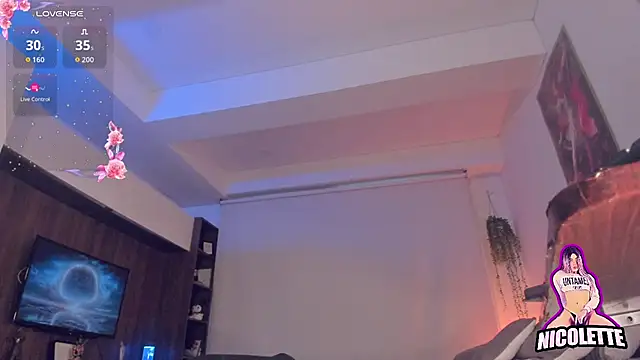 nicolette_tay live sex cam