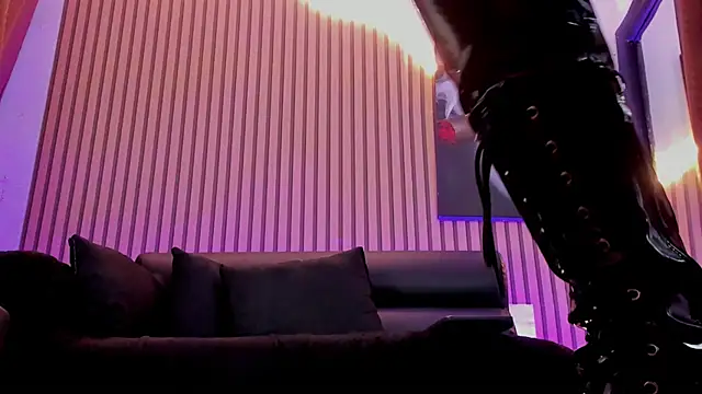 apriilstone live