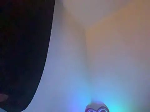 Guyst049