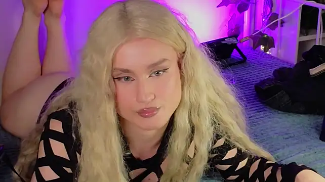 horny__doll