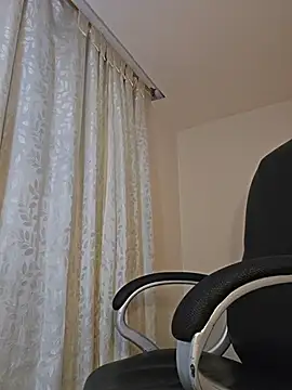 TOMBOYSEXX on Stripchat