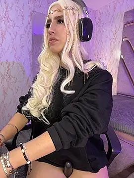 Elodiee_Roussee