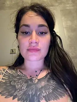 TattooGirlAlia live sex cam