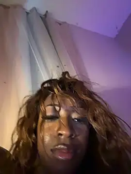 nina velveta
