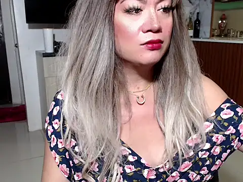 online nude chat room Cum2mama