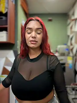 Sara-77 webcam
