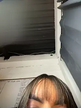 Nicolle_foxy live sex cam