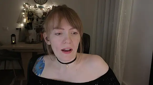 Aurora_Velvett_ live cam preview