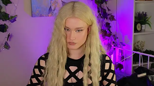 horny__doll