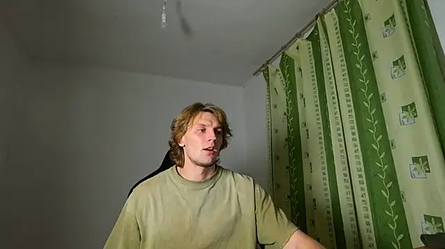 JessieRise live sex cam