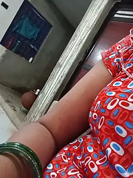 Nishababy12 live sex cam