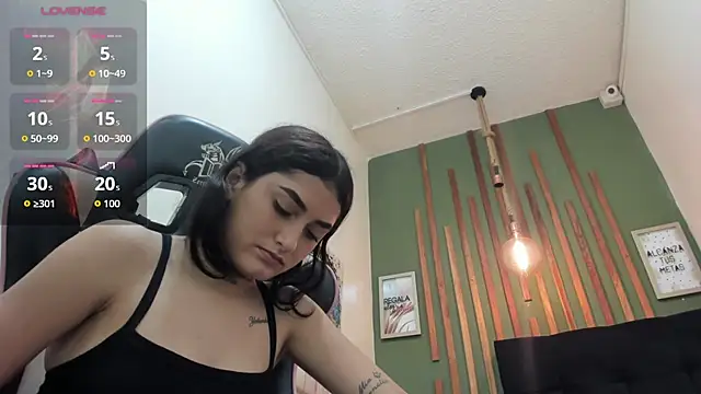 Alejandra_18x