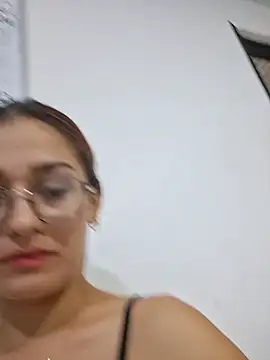 Ary-18 live cam preview