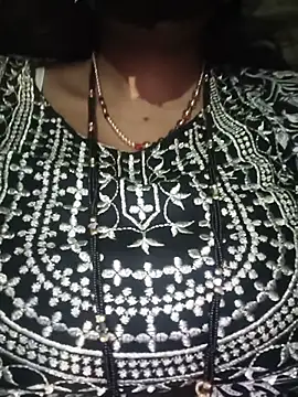 Sexyradha_