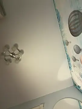 DeniMilkyyyyy live cam preview