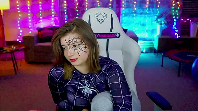 Tessa_054