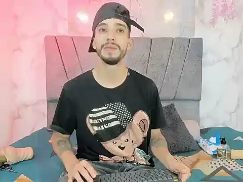 Tayler_ospina_