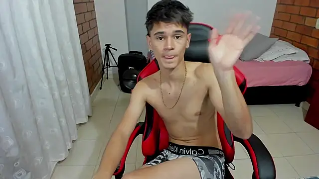 Aron_Boyy