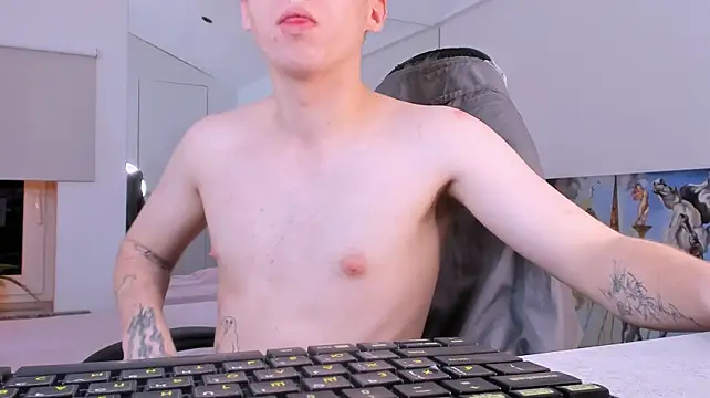 CutieKai_ on Stripchat