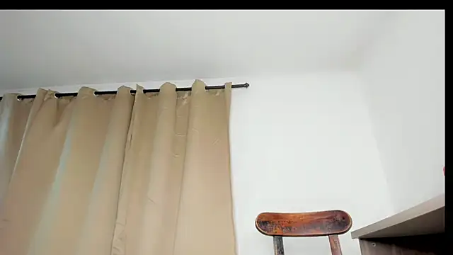 genesis_sandoval live