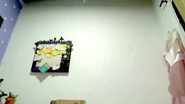 PetiteIvoryQueen19