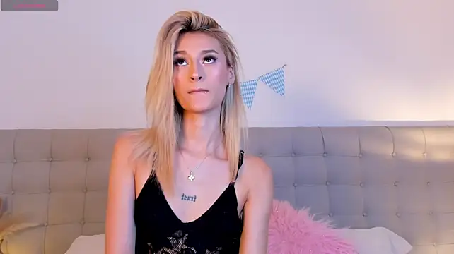 MikaelaJason