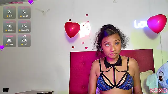 Ellie_Cute7