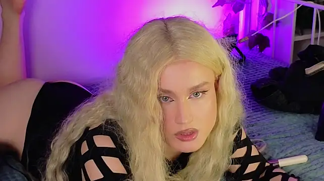 horny__doll