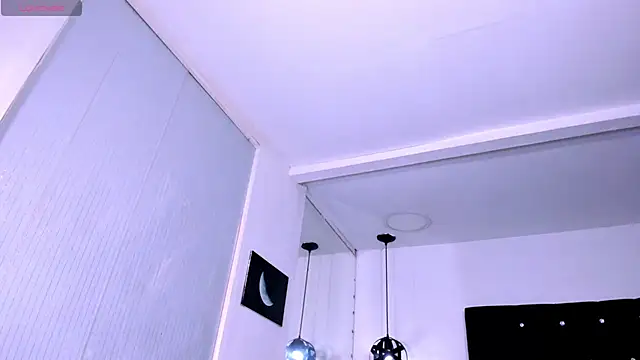 miss__yissell live cam preview