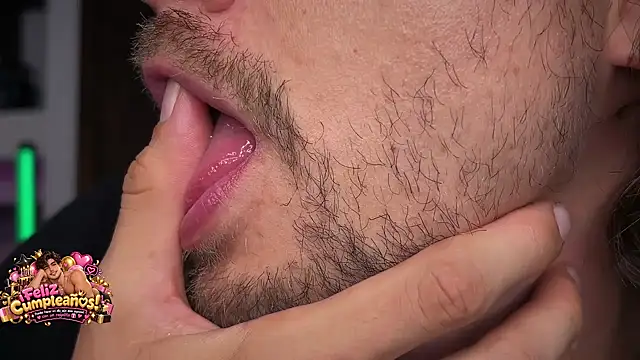 mcklister_kinky_feets