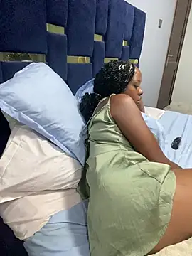 sis27 (F young) - Squirts on it 💦💦💦