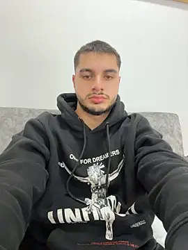 AmadeoWild live sex cam
