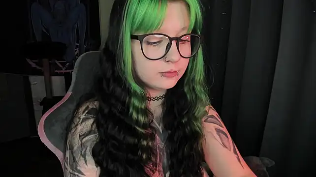 t0riayun0 live cam on StripChat