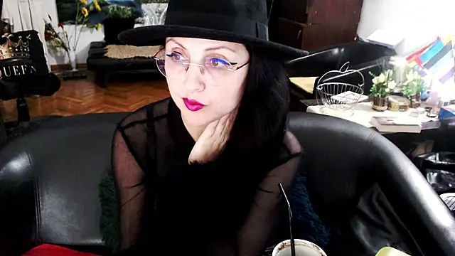 Imperatriza live cam on StripChat