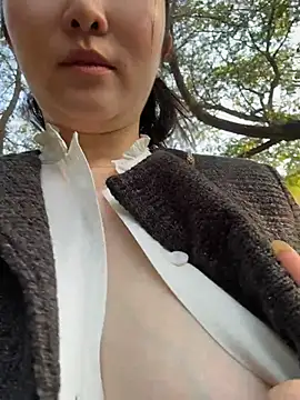 Taotao-1 live cam on StripChat