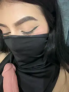 zharaaa18 (F young) - Snapchat video call (3 minutes)🔥