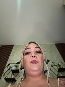 DirtyKhloy live sex cam