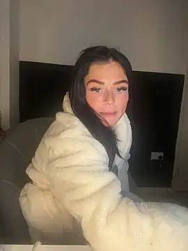 FlirtyFoxyxx