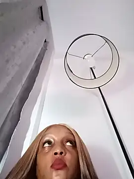 Busty_Bambi