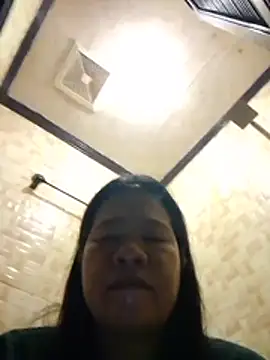 AsianbouncieGIRL