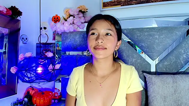 Real_virgin_Pussy