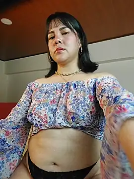 Ari_Elisse