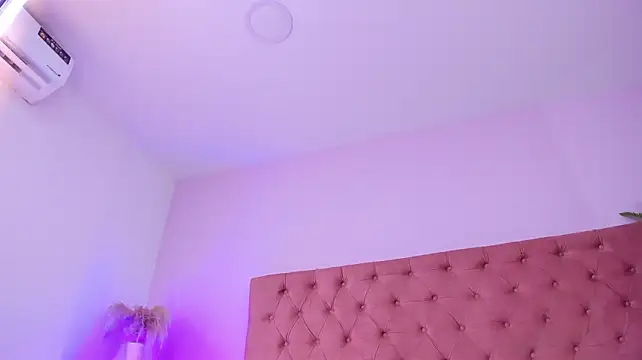 Chloee_Diamond_